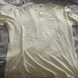 Uniqulo Men’s Button Down Tee